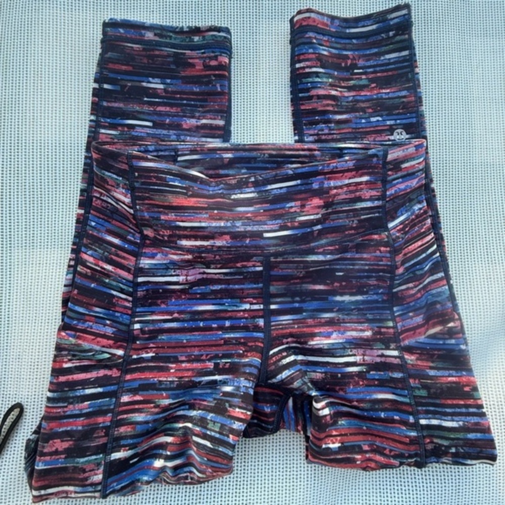 Women’s Leggings size 4 Multicolor